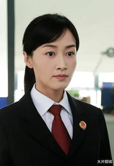 钟小艾个人资料